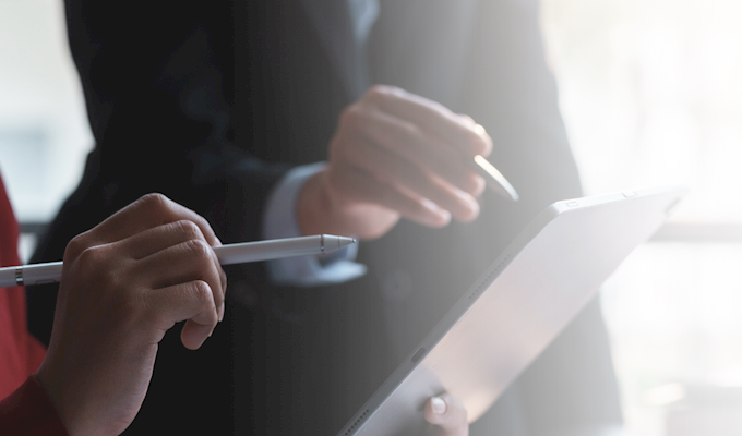 A supply chain innovator optimizes its patent filing process and improves inventor engagement